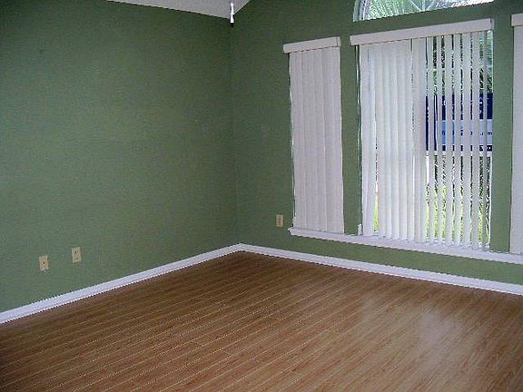 3rd image of 12872 Bentwater Dr