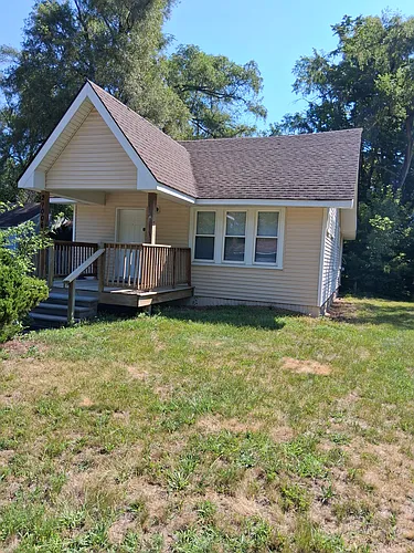 21006 Poinciana St Photo 1