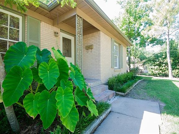 3rd image of 10112 Northlake Dr