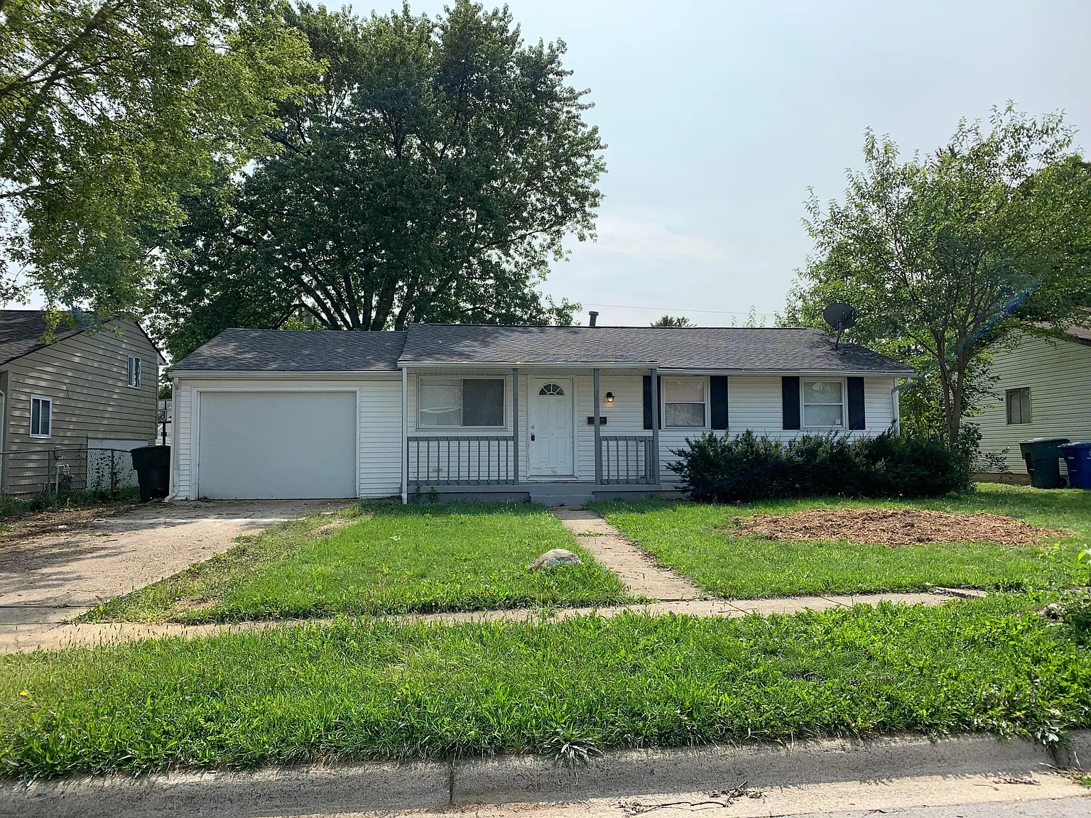 983 Melwood Dr photo 1