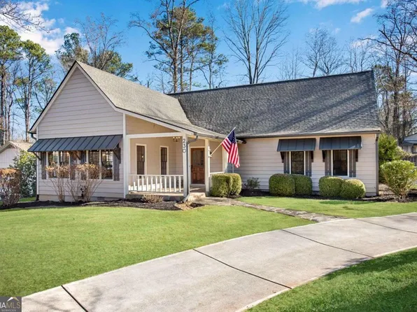 230 Birchfield Dr, Marietta, GA 30068