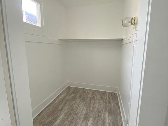 4th image of 733 Fillmore St