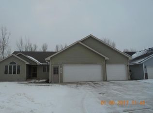 1287 Bellflower Ln, Owatonna, MN 55060