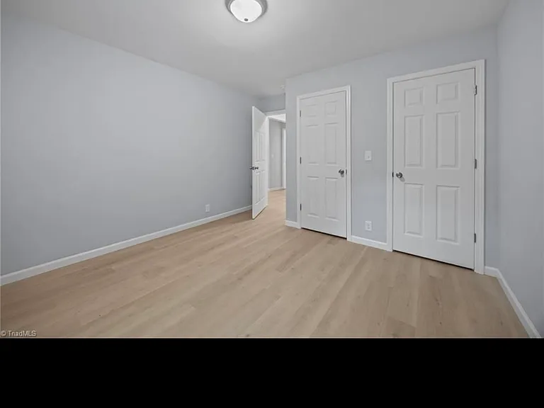 728 W Banner Ave — Photo 3