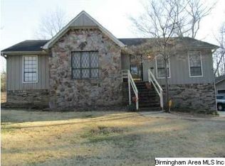 1615 Gillies Dr, Bessemer, AL 35023