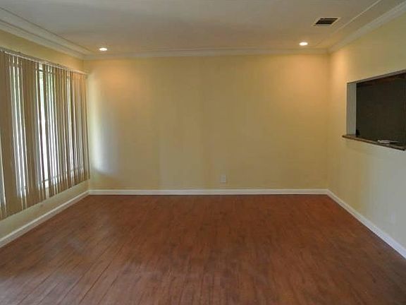 3rd image of 34932 Avenue B