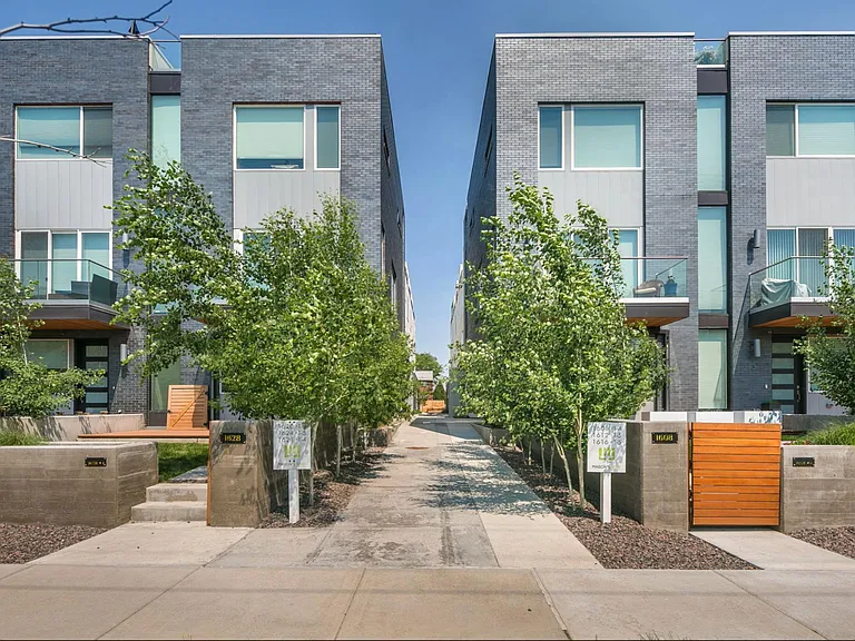 1616 N Irving St #44 — Photo 25