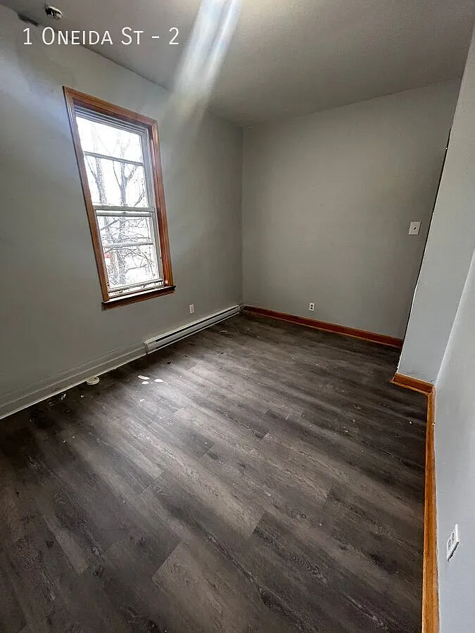3 bed, $2,900 — Photo 3