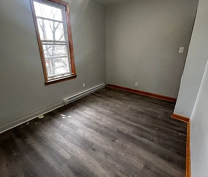 1 Oneida St #2 — Photo 3