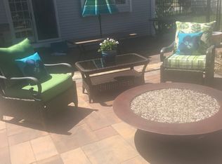 8 Elizabeth Dr, Lincoln, RI 02865