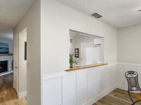 5th image of 824 Harvey Way