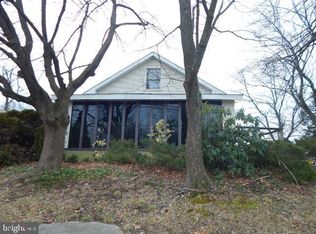 328 Almonesson Rd, Blackwood, NJ 08012