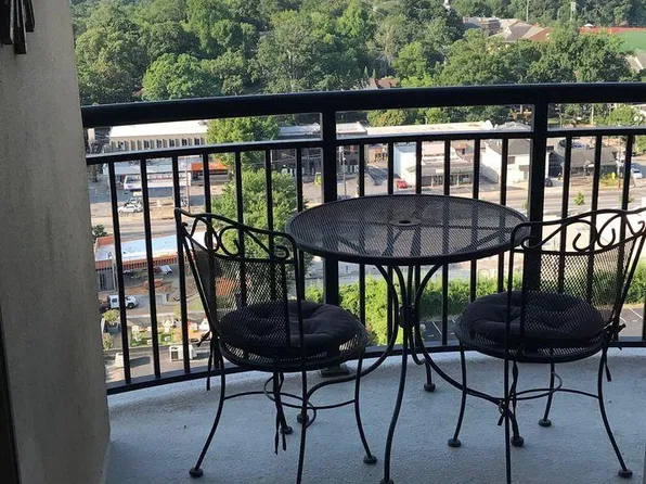 325 E Paces Ferry Rd NE APT 1806, Atlanta, GA 30305