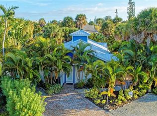201 79th St, Holmes Beach, FL 34217