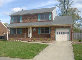 210 Hampton Rd, Fairmont, WV 26554