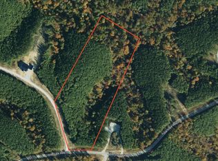 84 Ridgewood Dr, Linden, TN 37096