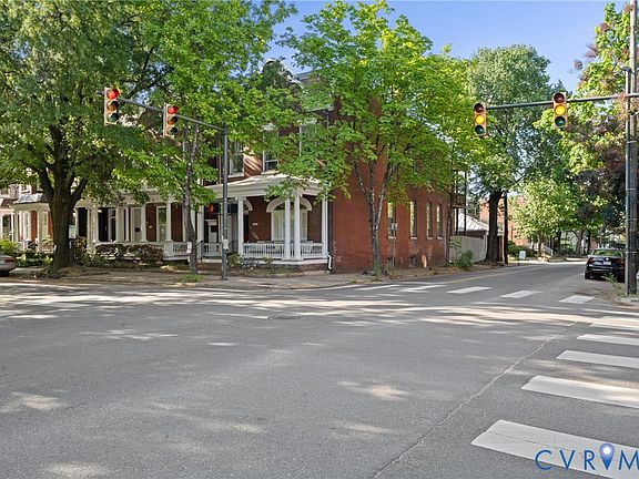2nd image of 1527 Grove Ave APT 1