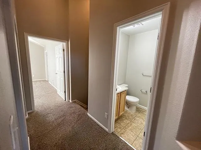 upstairs shared bathroom