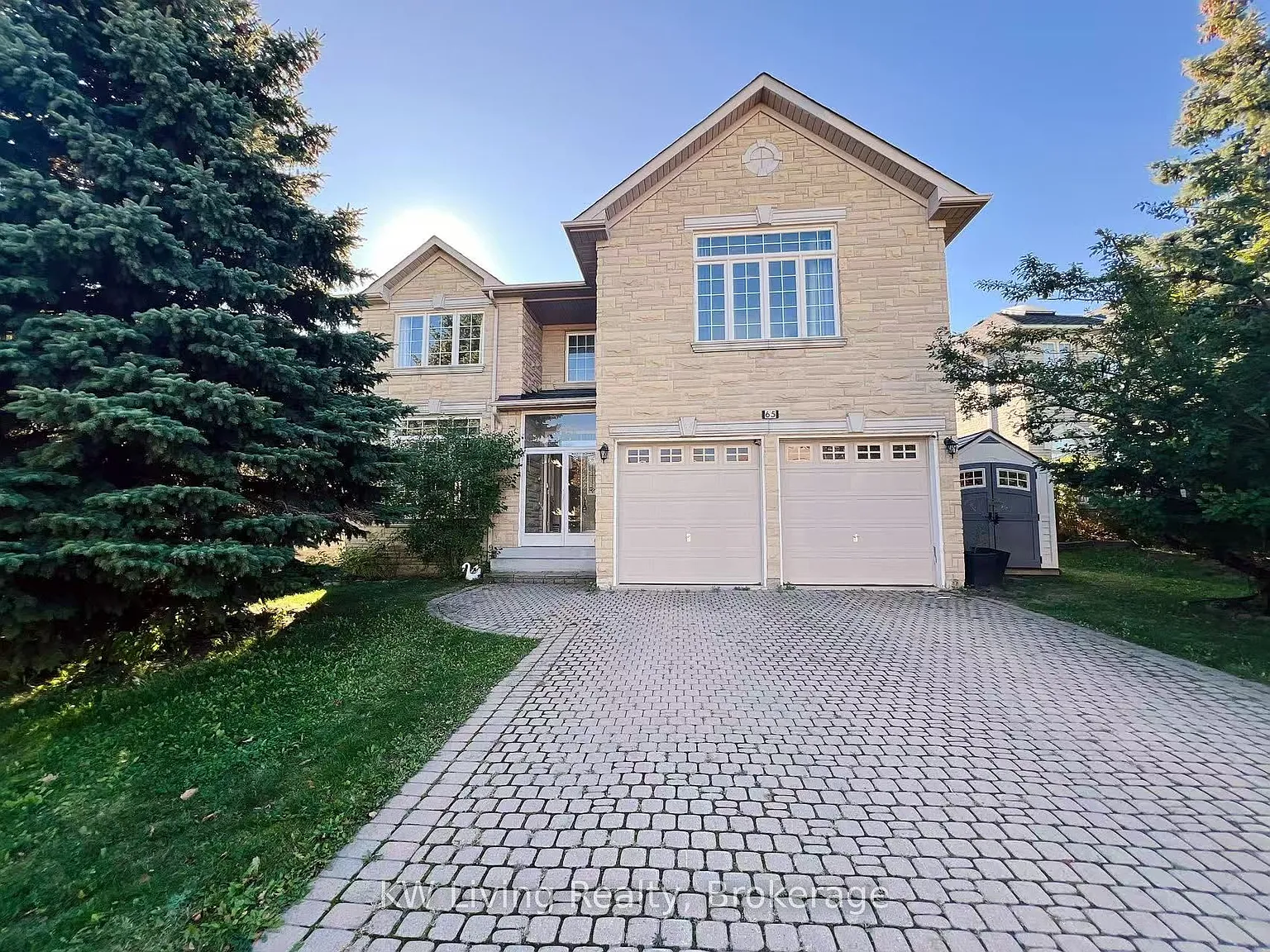 65 Clarendon Dr photo 1