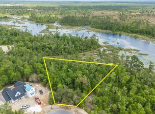 9916 Summer Creek Dr, Southport, FL 32409