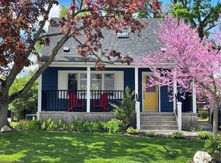 710 Hager Ave, Burlington, ON L7S 1R1