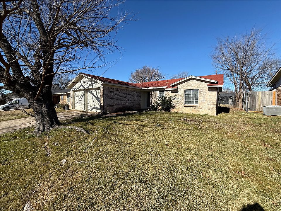 1st image of 613 Dawn Dr