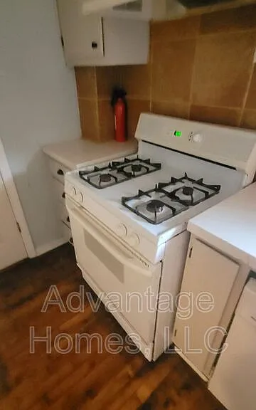105 Brooklyn Ave — Photo 6