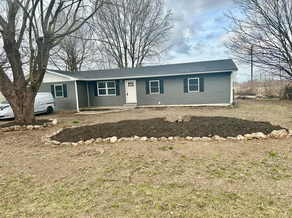 125 E Chrysler Avenue, Clever, MO 65631