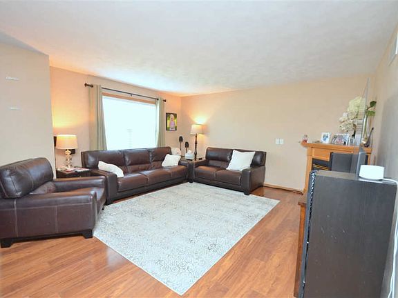 4th image of 3632 Moraga Way
