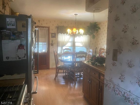 4th image of 74 Avenue D