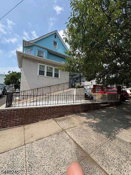 1st image of 21 Danforth Ave
