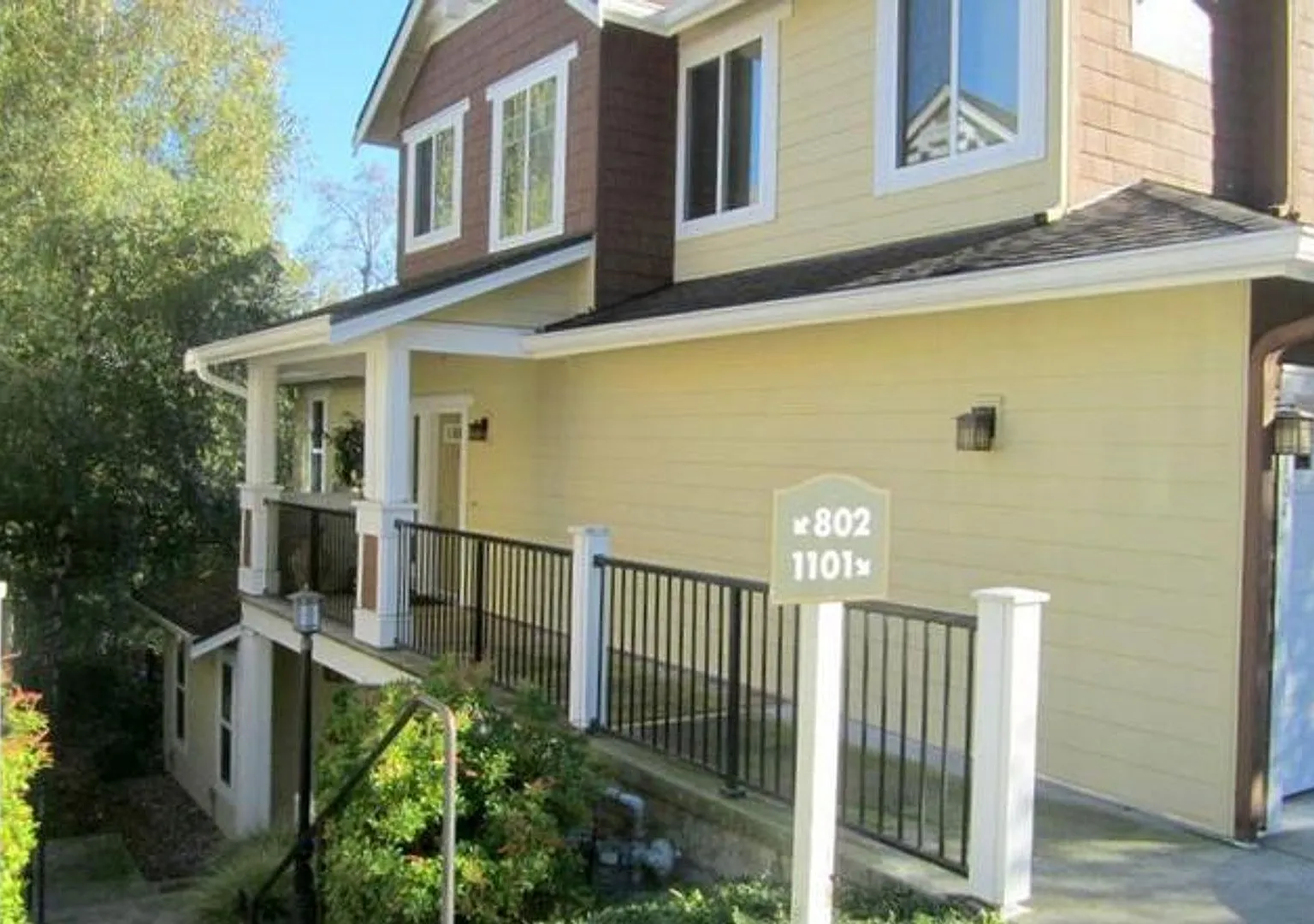 Fabulous Lakemont 2 Bed Condo for Lease! — Photo 4