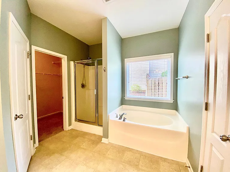109 Paqcolet Dr — Photo 20