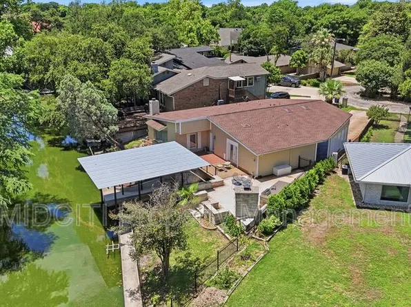 156 Trelawney St, McQueeney, TX 78123