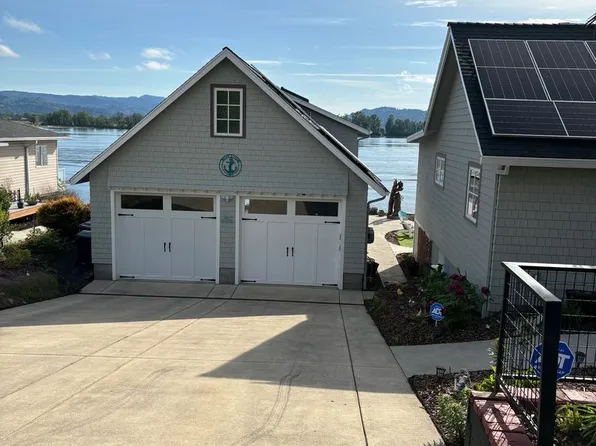 2060 The Strand, Columbia City, OR 97018