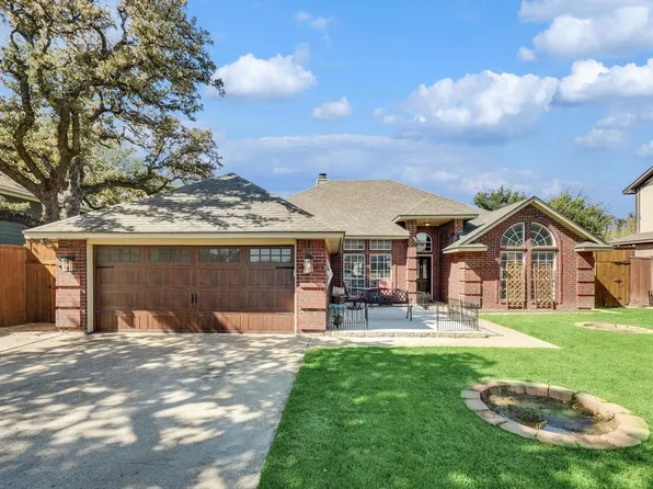 7021 Cook Cir, North Richland Hills, TX 76182