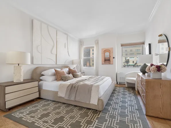58 West 58th Street image 1 of 9