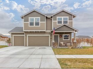 2330 NW Eucalyptus Dr, Hermiston, OR 97838