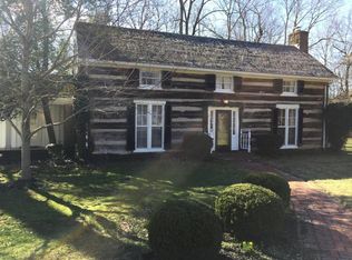 800 Glenbrook Rd, Anchorage, KY 40223