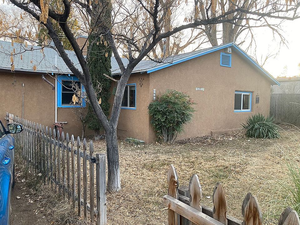 2nd image of 846 Hardy Ave SW