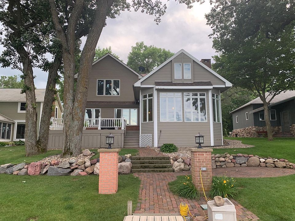 1st image of 24050 Stevens Cove Dr