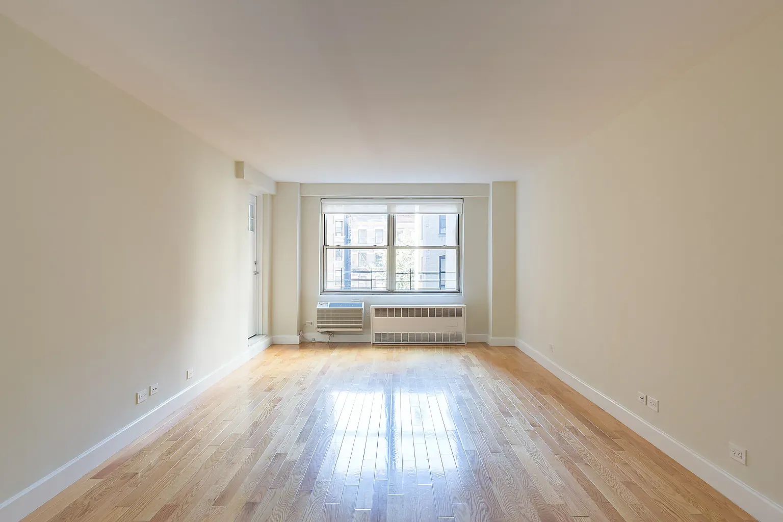 210 West 89th Street — Photo 1