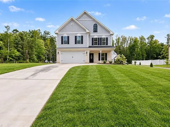 739 Petree Rd, Winston Salem, NC 27106