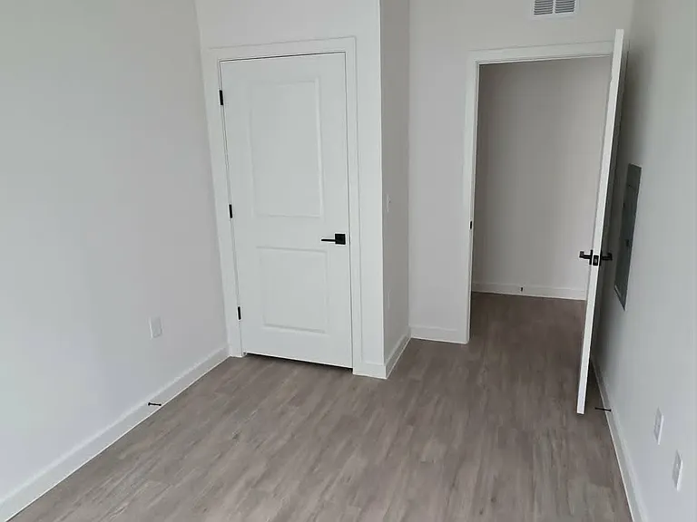 Memorial Apartments — Photo 35