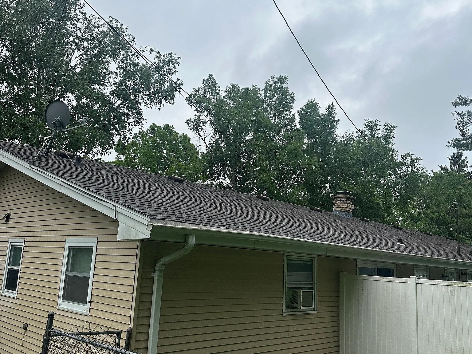 1512 Acorn Dr — Photo 4