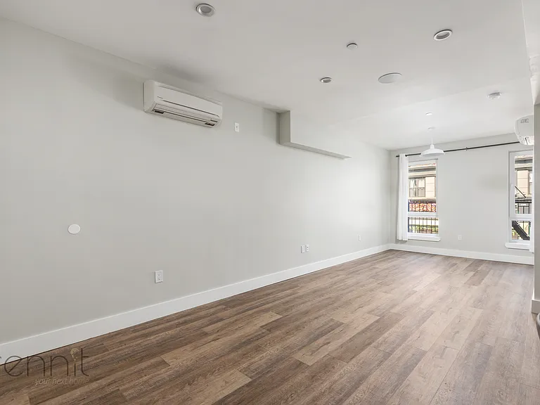 1200 Bedford Ave #B — Photo 5