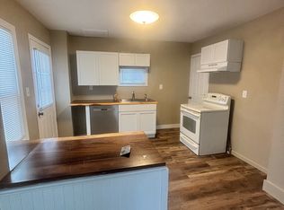 352 Springfield Ave, South Beloit, IL 61080