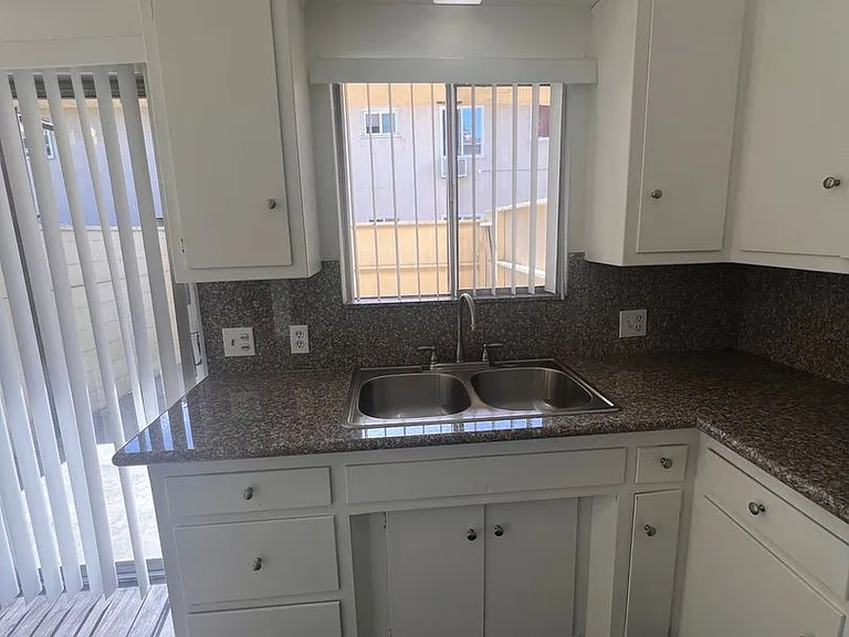 Ramona — Photo 13