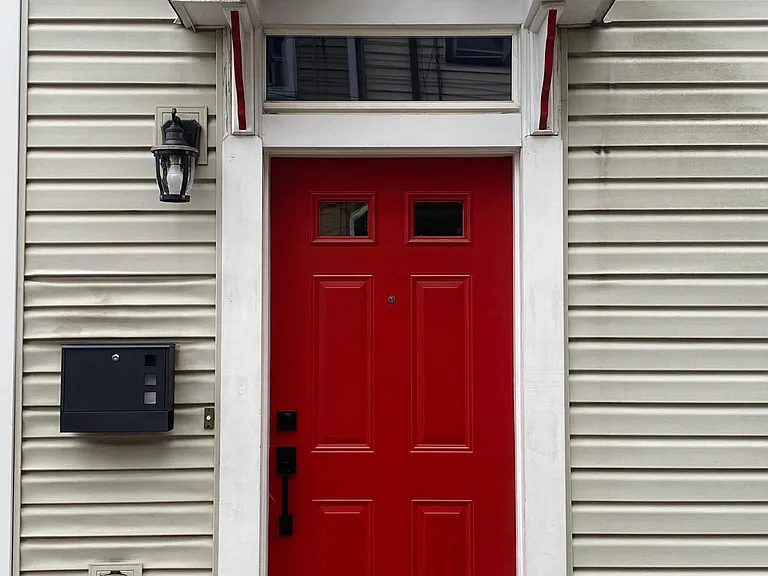 123 S 22nd St #C — Photo 1