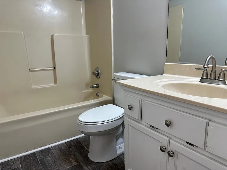 642 Old Humboldt Rd #A — Photo 6